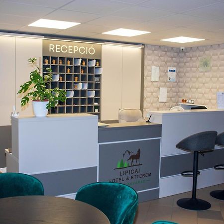 Lipicai Hotel Es Etterem Szilvasvarad Ngoại thất bức ảnh